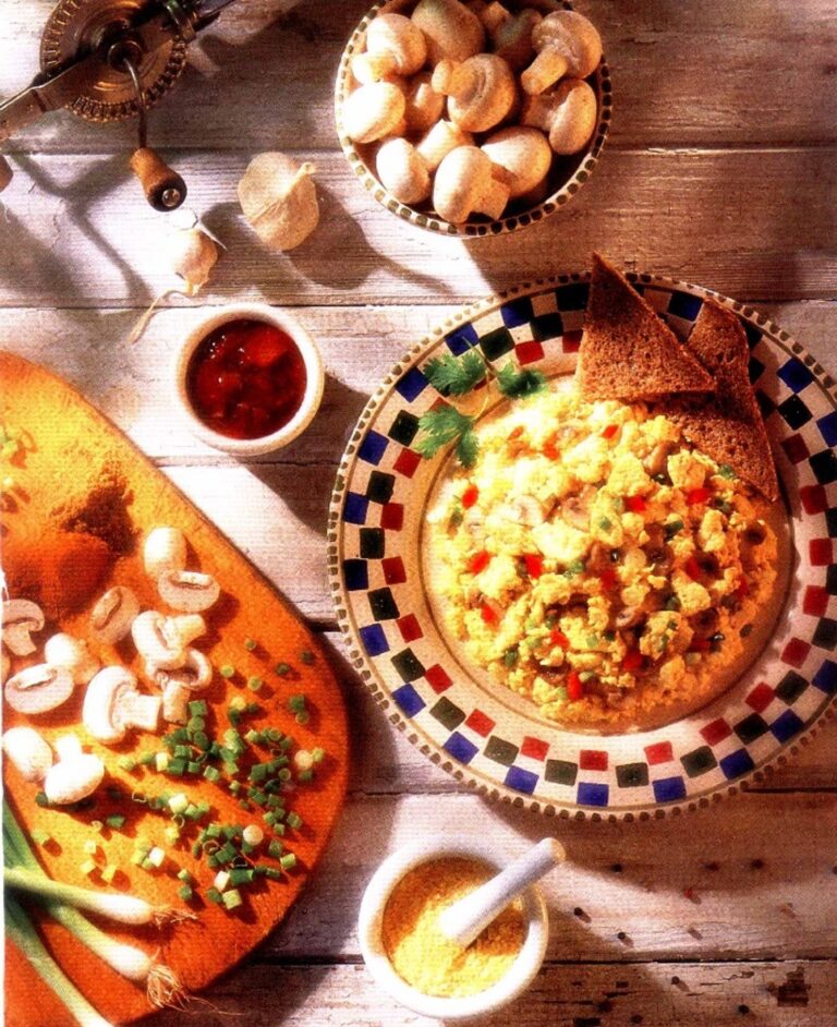 Golden Scrambled Tofu and Veggies